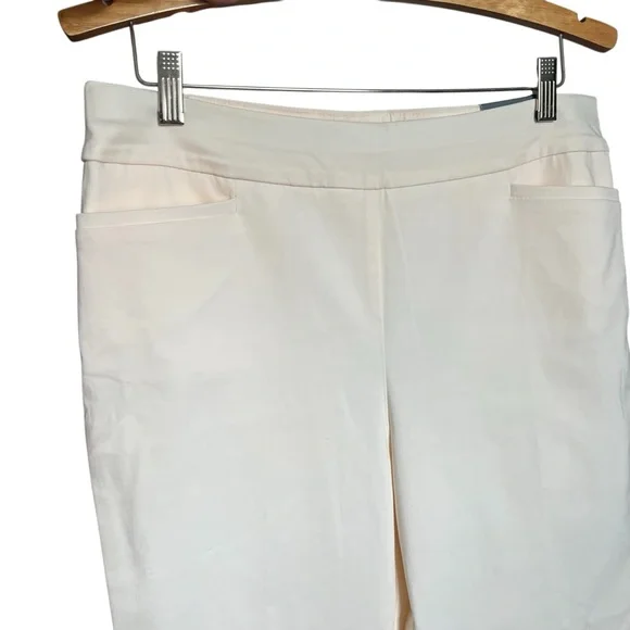 Chico's 360 Brigitte Slim Pull on Pants in English Crème C215 - Picture 4 of 10